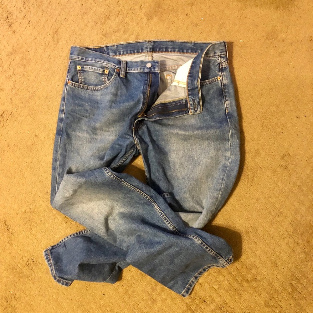 Men’s Levi’s 559 Straight Leg Light Wash Jean